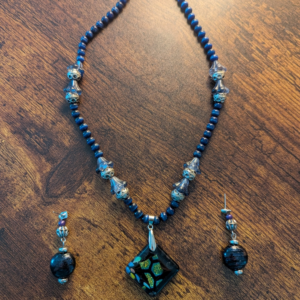 Elegant Blue and Silver Necklace And Earring Set